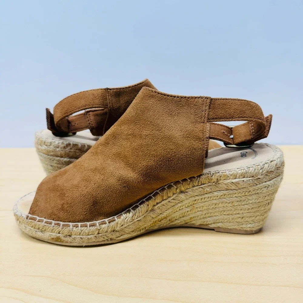 GAP suede espadrille
